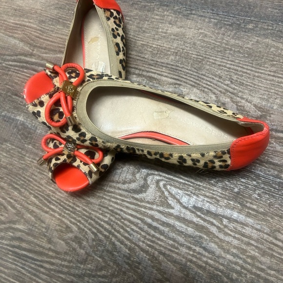 BCBG Generation 7.5 Leopard Print/orange Ballet Flats- good condition with wear - Picture 10 of 11